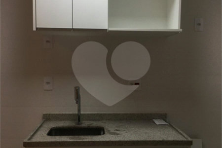Apartamento à venda com 2 quartos, sendo 1 suíte, em Pinheiros, São Paulo, SP