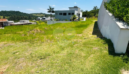 Terreno à venda no condomínio Arboretum, Vinhedo - SP