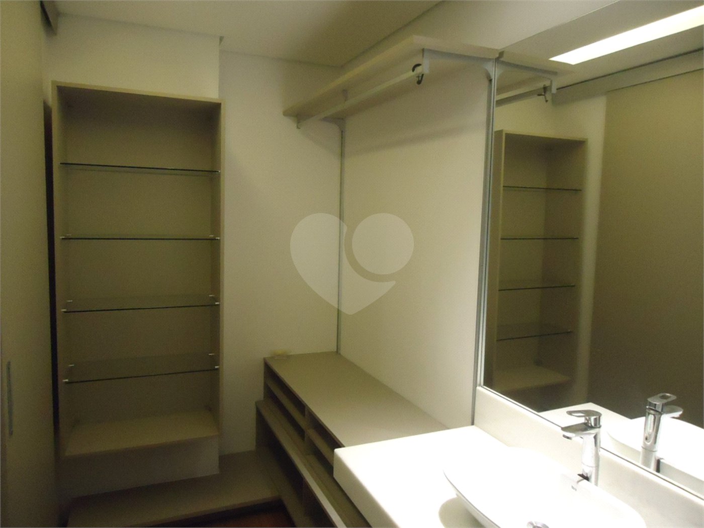 Apartamento para alugar com 2 suítes em Brooklin, São Paulo, SP