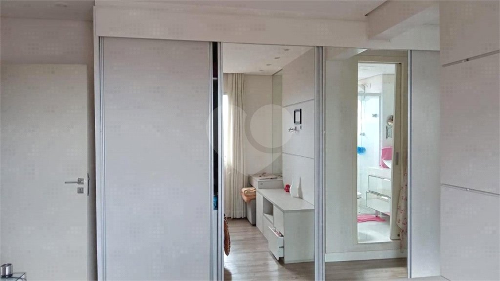 Apartamento à venda com 3 quartos, sendo 1 suíte, em Parque Novo Mundo, São Paulo, SP