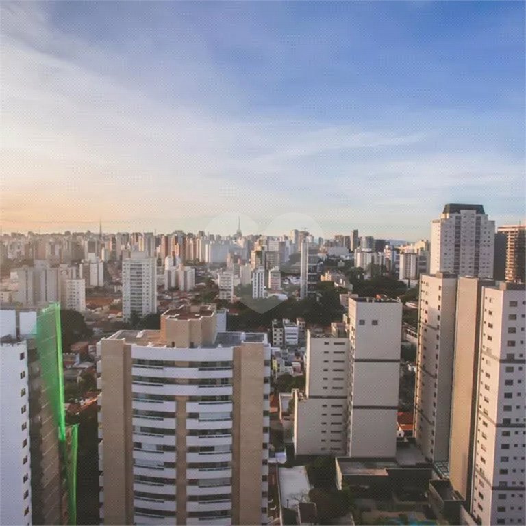 Apartamento à venda com 3 suítes em Vila Mariana, São Paulo, SP