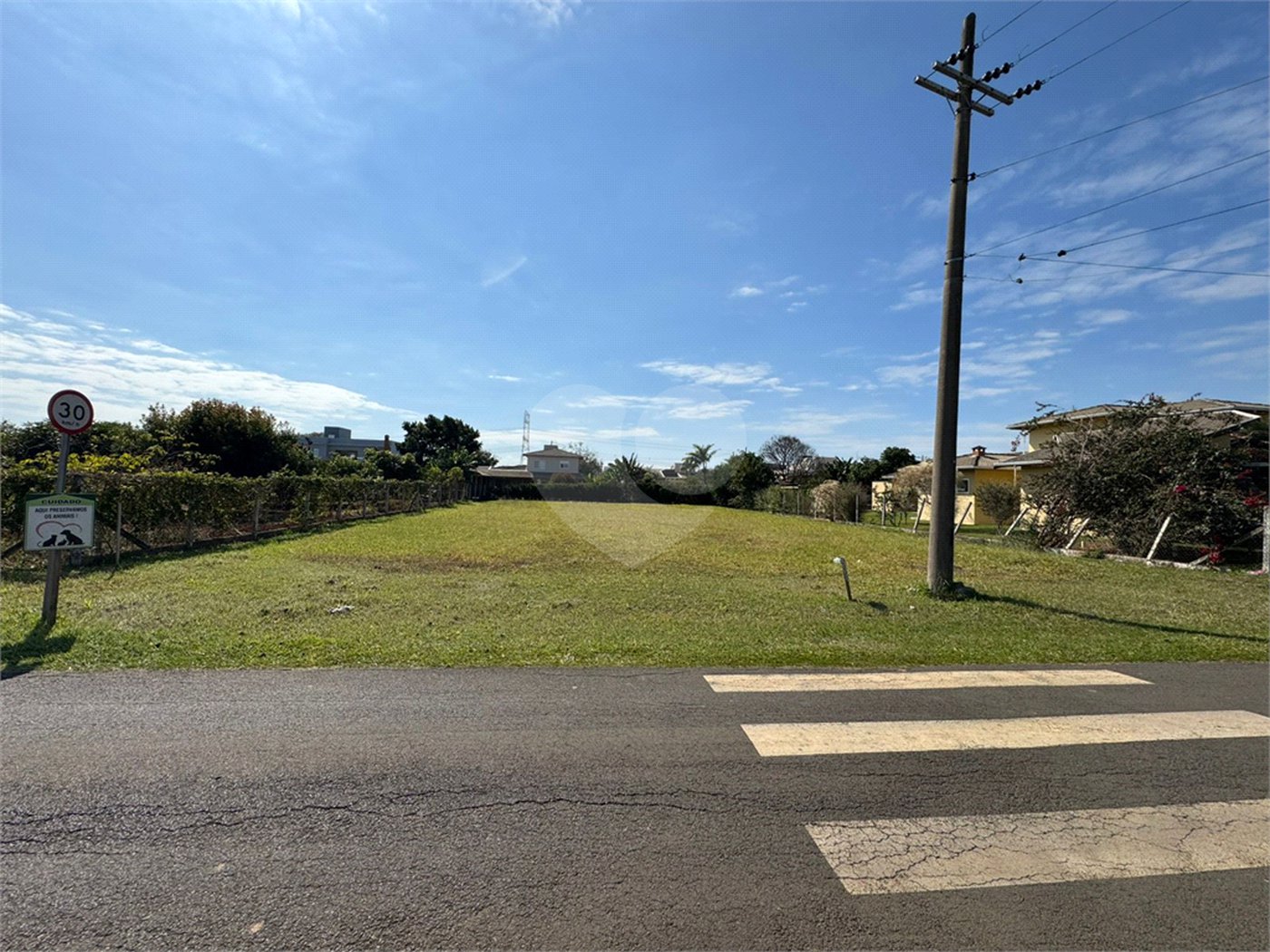Terreno à venda no condomínio Primavera, Salto - SP
