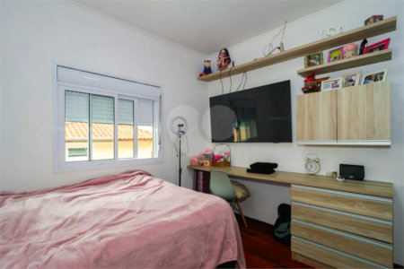 Casa à venda com 2 quartos, sendo 1 suíte, em Lar São Paulo, São Paulo, SP