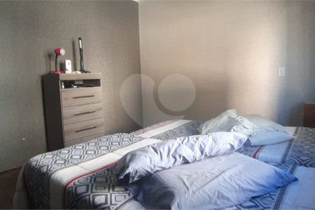 Sobrado à venda com 2 quartos em Vila Paulicéia, São Paulo, SP