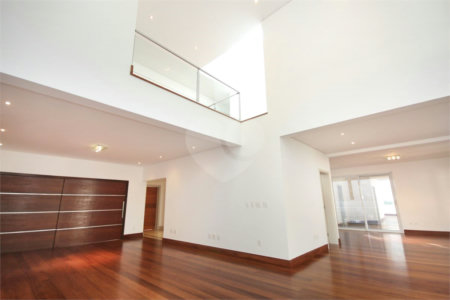 Casa à venda com 4 suítes no condomínio Vila Alba, São Paulo - SP