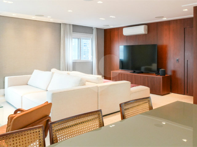 Apartamento à venda com 3 suítes em Brooklin, São Paulo, SP