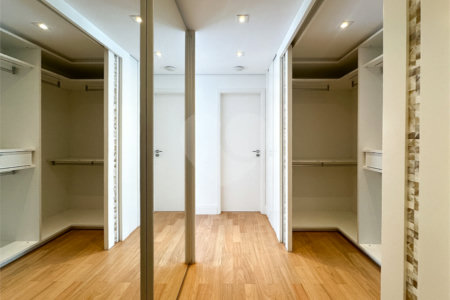 Casa à venda com 4 suítes no condomínio Quadra Real Campo Belo, São Paulo - SP