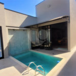 Casa à venda com 4 suítes no condomínio Sta Morriz, Campinas - SP