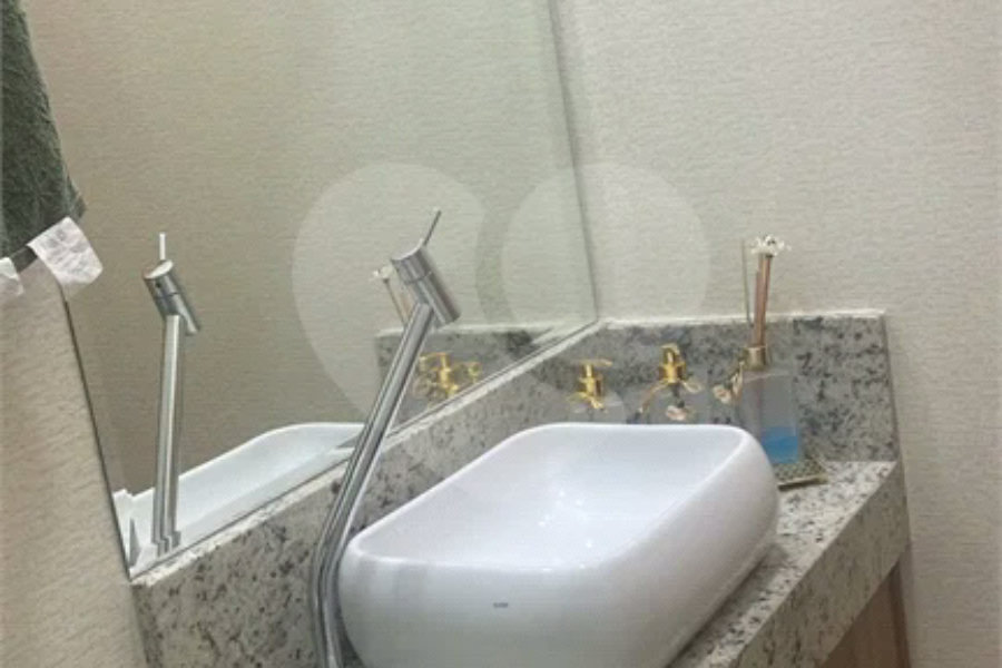 Sobrado à venda com 2 quartos em Freguesia do Ó, São Paulo, SP