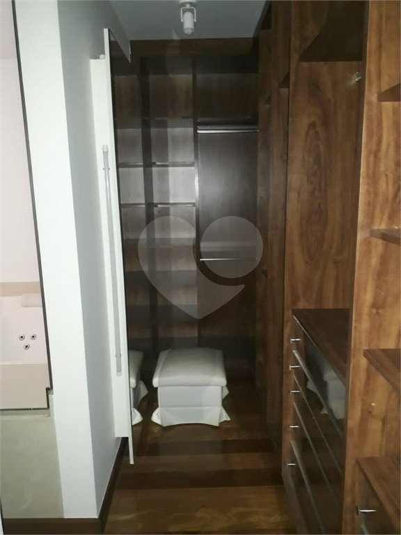 Casa à venda com 4 suítes no condomínio Jardim Vila Paradiso, Indaiatuba - SP