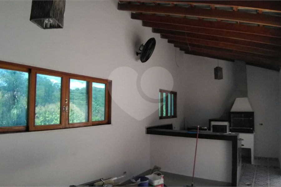 Casa à venda com 4 quartos, sendo 2 suítes, em Barreiro, Mairiporã, SP