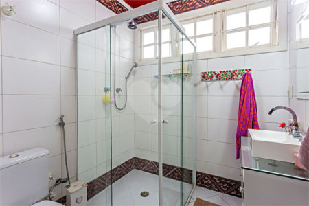 Casa Térrea à venda com 3 quartos, sendo 2 suítes, em Jardim Prudência, São Paulo, SP