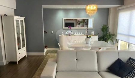 Casa à venda com 3 quartos, sendo 1 suíte,  no condomínio Villas de São Francisco I, São Paulo - SP