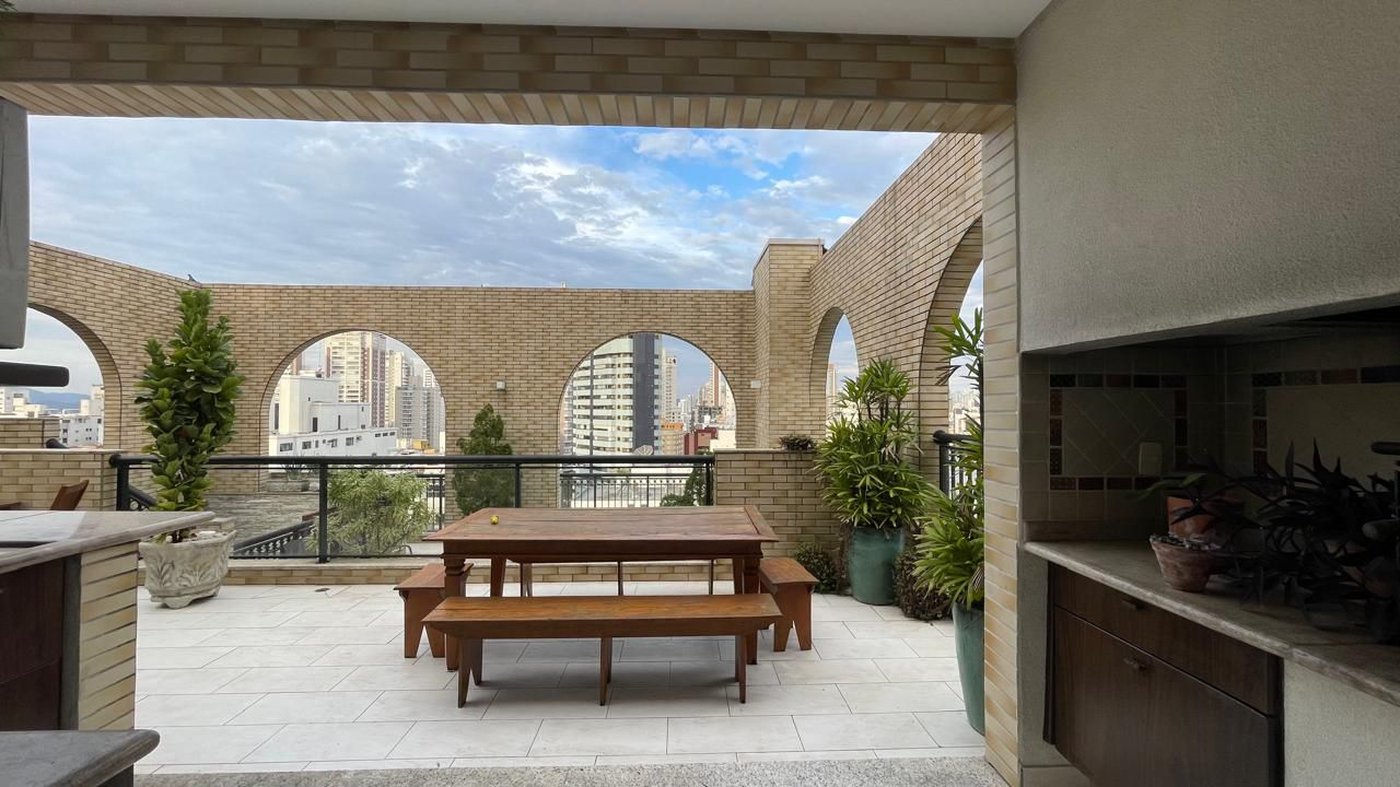 Cobertura com 3 dormitórios à venda, 437 m² por R$ 4.799.999,99 - Gonzaga - Santos/SP