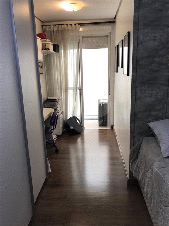 Apartamento à venda com 4 quartos, sendo 2 suítes, em Bosque da Saúde, São Paulo, SP