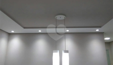 Apartamento à venda com 4 quartos, sendo 1 suíte,  em Parque Industrial, São José dos Campos, SP