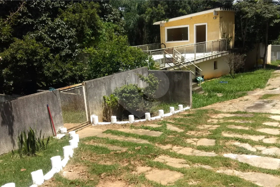 Casa à venda com 8 quartos, sendo 4 suítes, em Santa Inês, Mairiporã, SP