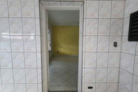 Sobrado com 3 dormitórios à venda, 129 m² por R$ 638.000,00 - Encruzilhada - Santos/SP