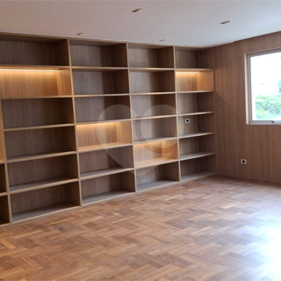 Apartamento para alugar com 3 quartos, sendo 1 suíte, em Itaim Bibi, São Paulo, SP