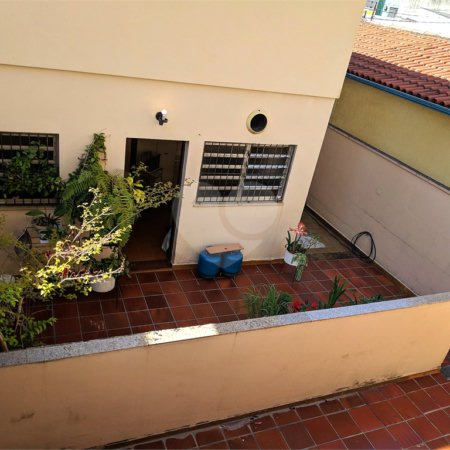 Sobrado à venda com 5 quartos, sendo 1 suíte,  em Vila Nova Conceição, São Paulo, SP
