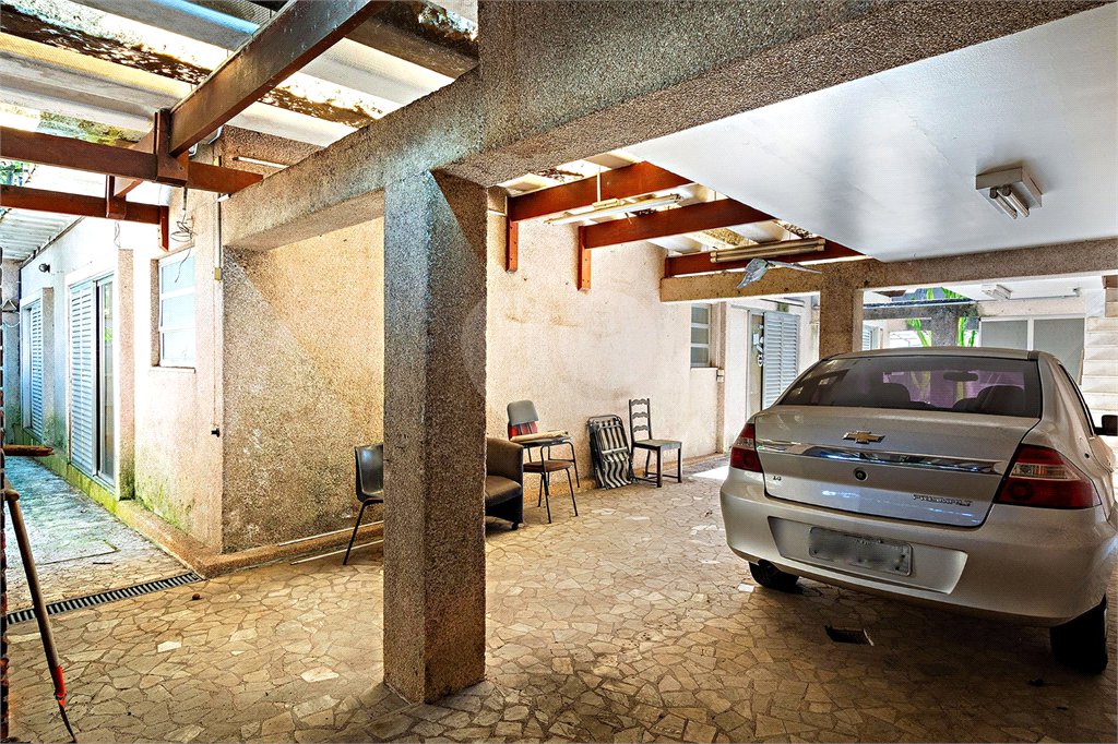 Casa Térrea à venda ou para alugar com 4 suítes em Alto da Boa Vista, São Paulo, SP