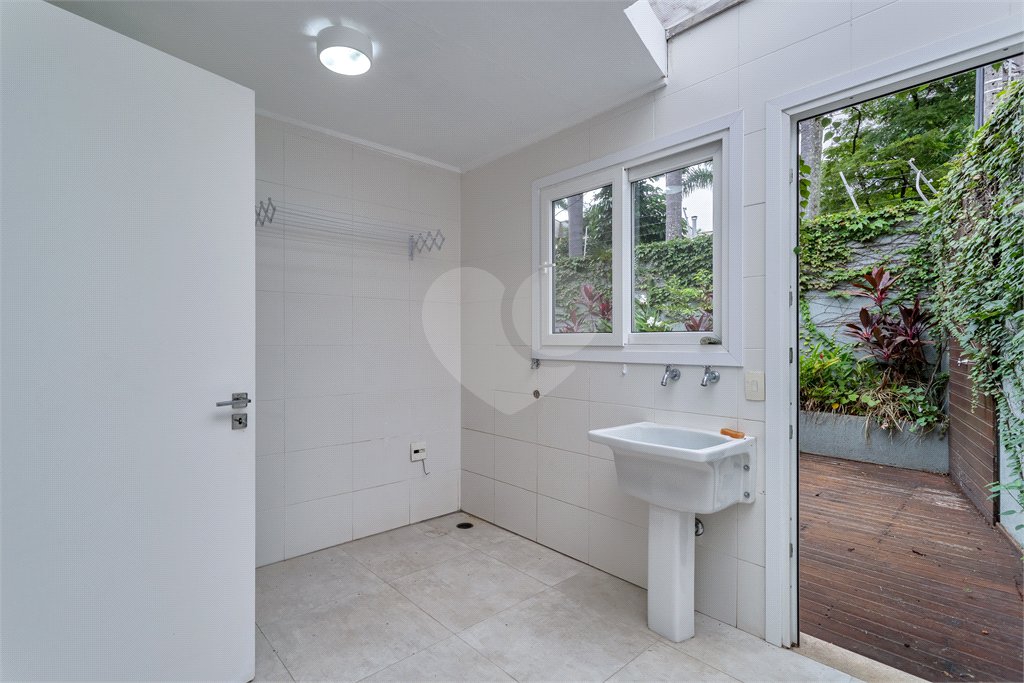 Casa à venda com 4 suítes no condomínio Vila de Palme, São Paulo - SP