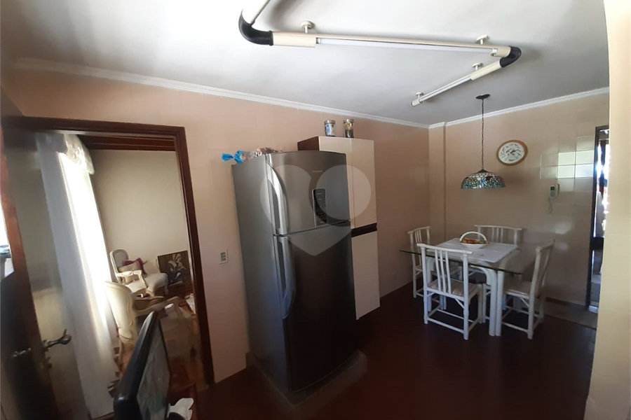 Casa à venda com 3 quartos, sendo 1 suíte, no condomínio Jardim da Monntanha Ii, Mairiporã - SP
