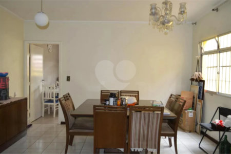 Casa à venda com 3 quartos, sendo 1 suíte,  em Vila Monumento, São Paulo, SP