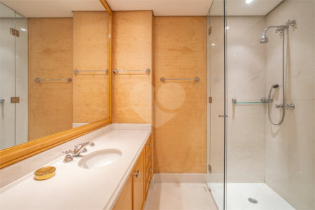Apartamento à venda com 4 suítes em Jardim Paulistano, São Paulo, SP