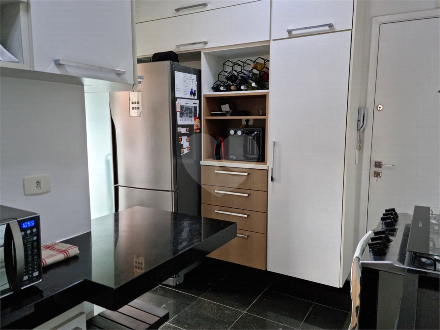 Apartamento à venda com 3 quartos, sendo 1 suíte, em Vila Olímpia, São Paulo, SP