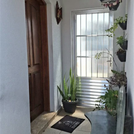 Sobrado à venda com 4 quartos, sendo 2 suítes, em Jardim Ester, São Paulo, SP