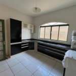 Casa à venda com 3 quartos, sendo 1 suíte, em Jardim das Oliveiras, Três Lagoas, MS