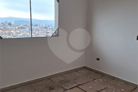 Sobrado à venda com 3 quartos, sendo 1 suíte,  em Vila Medeiros, São Paulo, SP