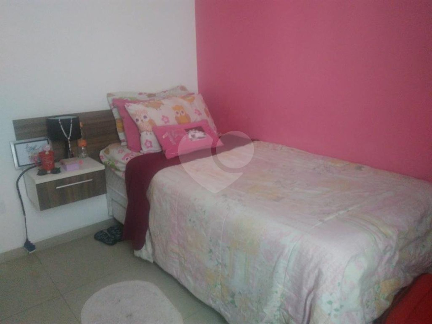 Casa à venda com 3 quartos, sendo 1 suíte,  no condomínio Algarve Residencial, São Paulo - SP