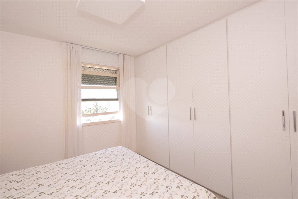 Apartamento à venda com 4 quartos, sendo 1 suíte, em Alto da Boa Vista, São Paulo, SP