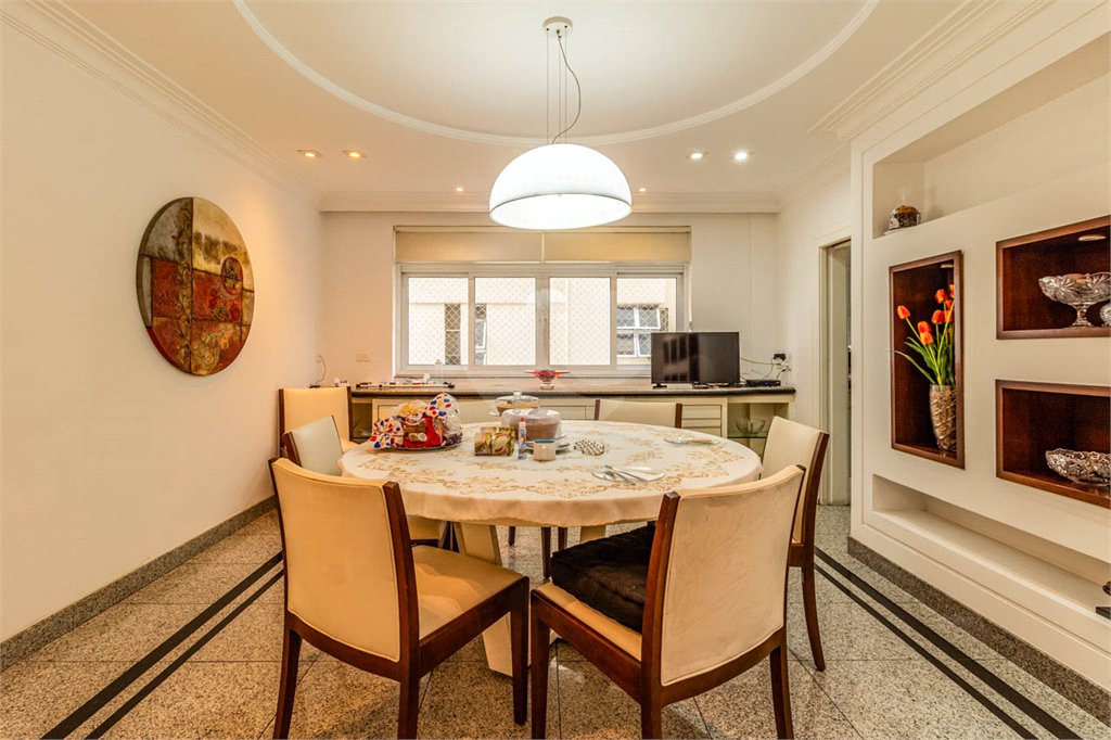 Apartamento à venda com 3 suítes em Bela Vista, São Paulo, SP