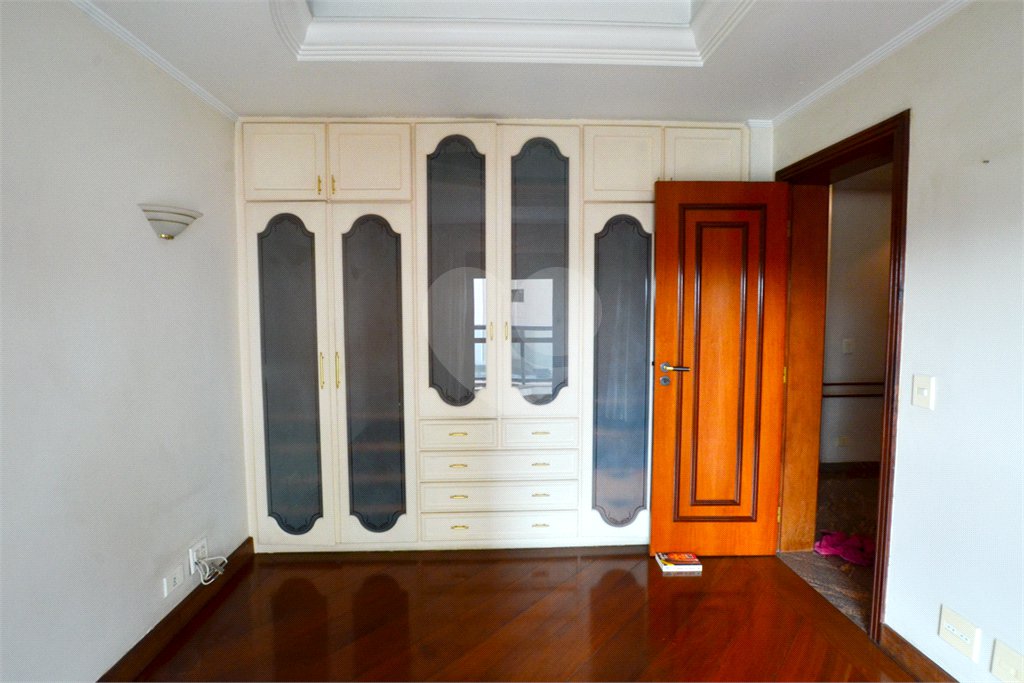 Apartamento à venda com 4 quartos, sendo 2 suítes, em Vila Monumento, São Paulo, SP
