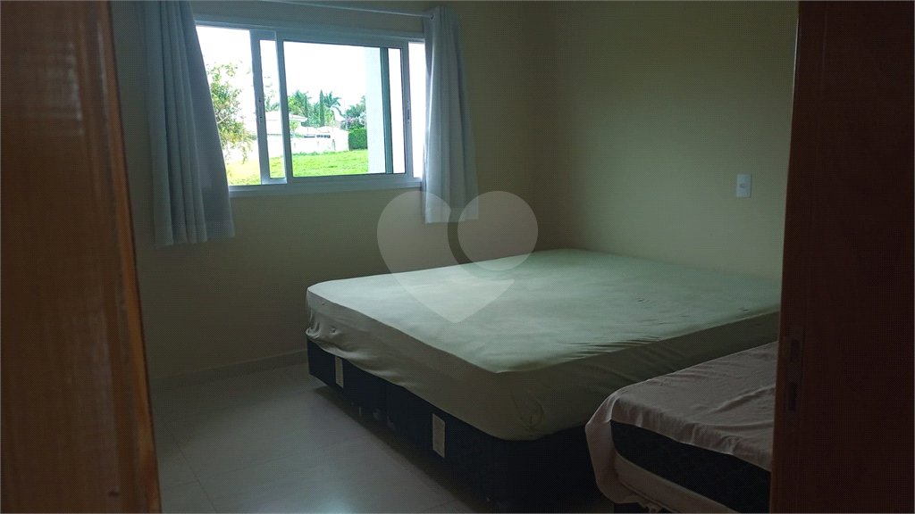 Casa à venda com 5 suítes no condomínio Village da Serra, Araçoiaba da Serra - SP