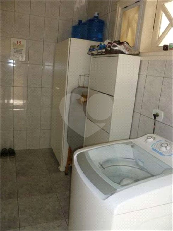 Casa à venda com 3 quartos, sendo 1 suíte, no condomínio Vivenda das Vinhas, Vinhedo - SP