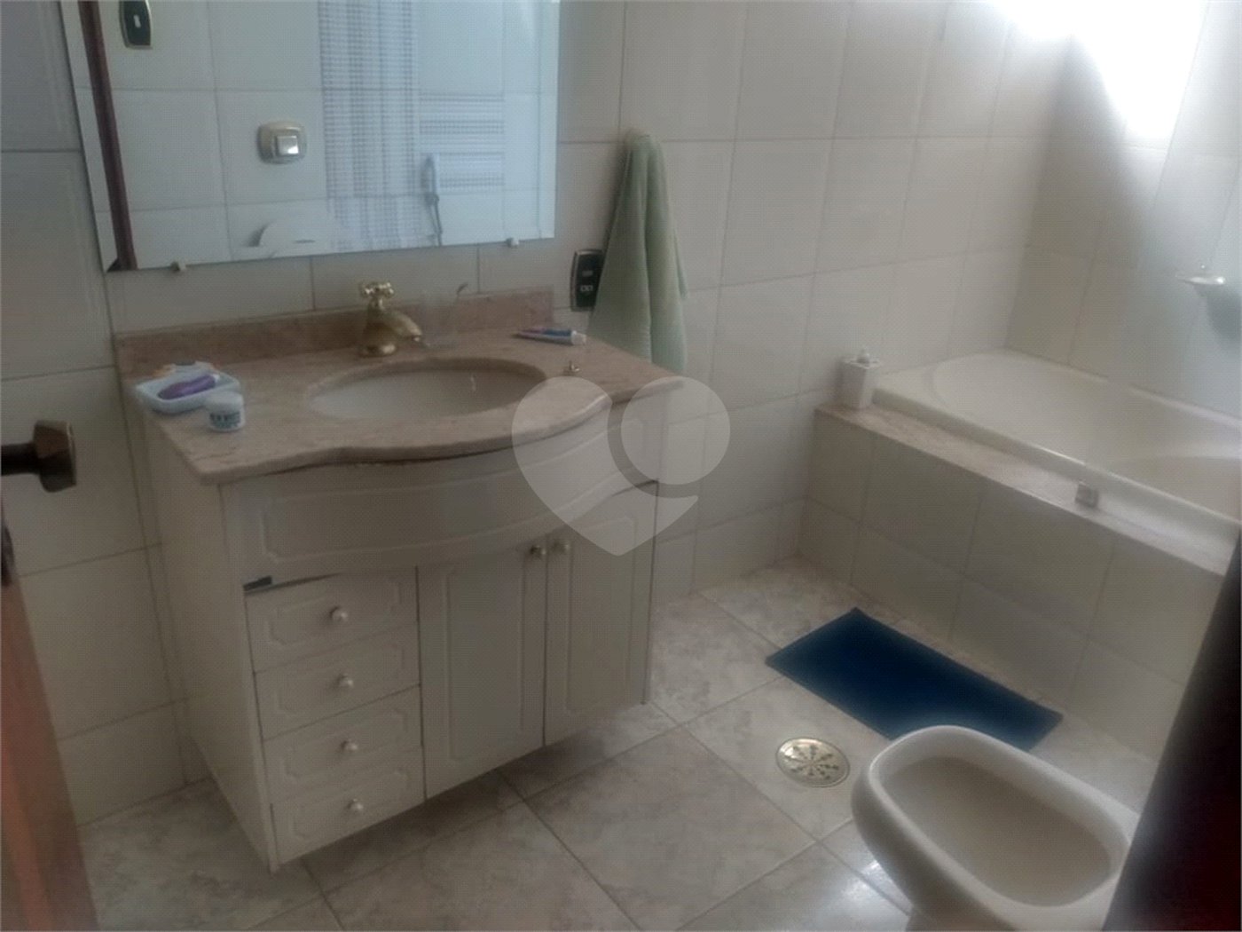 Casa à venda com 3 quartos, sendo 1 suíte, no Centro, Itapetininga, SP