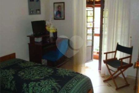 Casa à venda com 3 quartos, sendo 1 suíte, em Roseira, Mairiporã, SP