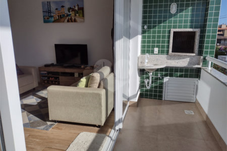 Apartamento à venda com 3 quartos, sendo 1 suíte, em Jurerê, Florianópolis, SC