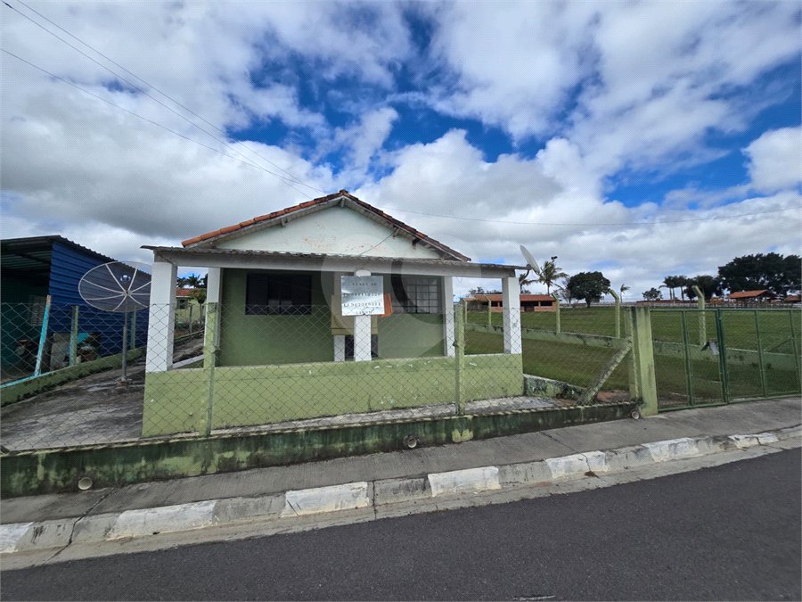 Chácara à venda com 5 quartos em Estância Conceição, Itapetininga, SP