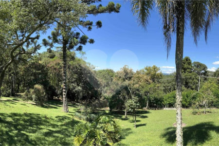 Chácara à venda com 3 quartos, sendo 1 suíte,  em Recanto Flora (mailasqui), São Roque, SP