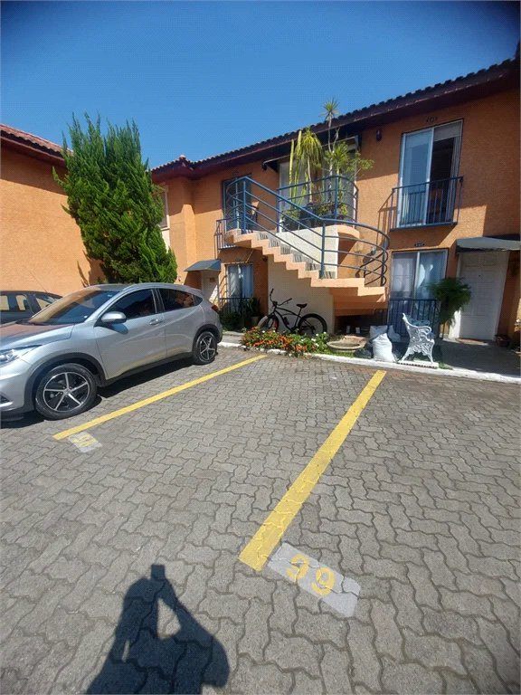 Casa à venda com 2 quartos, sendo 1 suíte,  em Jardim Torino, Cotia, SP