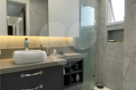 Apartamento à venda com 4 quartos, sendo 2 suítes, em Pinheiros, São Paulo, SP