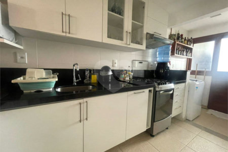 Casa em condomínio à venda com 4 quartos, sendo 2 suítes, em Geribá, Armação dos Búzios, RJ