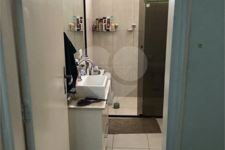 Sobrado à venda com 2 suítes em Jardim Aeroporto, São Paulo, SP