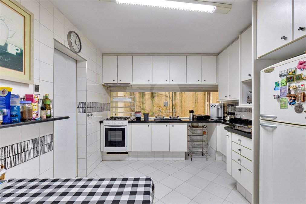 Sobrado à venda com 3 quartos, sendo 2 suítes,  em Alto da Boa Vista, São Paulo, SP