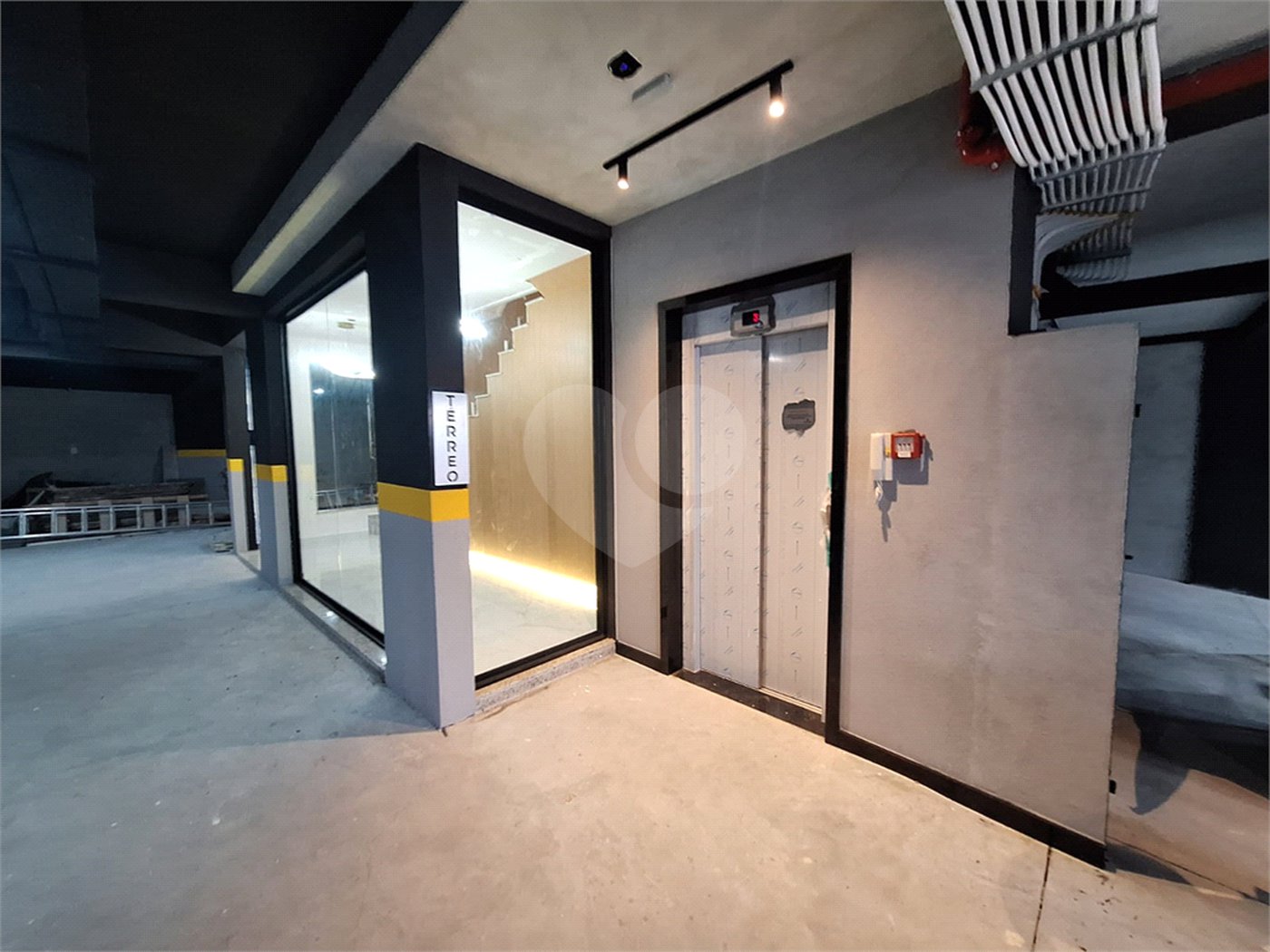 Casa à venda com 2 quartos, sendo 1 suíte, em Vila Mazzei, São Paulo, SP